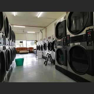 Do chuyển bang nên cần sang lại shop giặt đồ ở Keysborough
