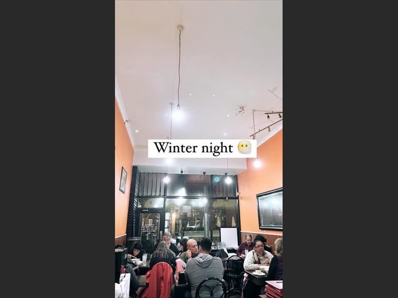 Cần sang nhà hàng Việt ở North Melbourne, gần chợ Victoria